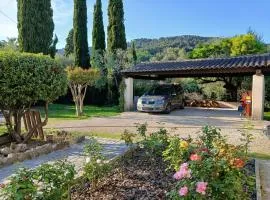 chambre indépendante avec salle de bains privative