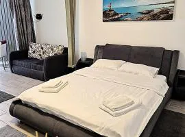 Alezzi Studio by Sunny Mamaia