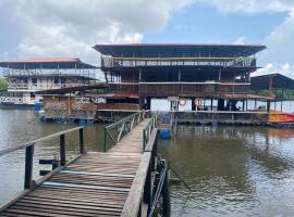 SPOT ON 91156 Bakau Hijau Riverlodge & Campsite, hotel v destinaci Semiling
