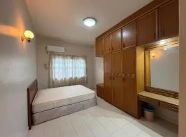 Golden Shower Apartment