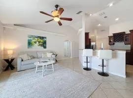 Cozyhome in Largo, minutes to all beaches