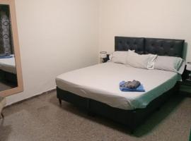 lopez480 habitaciones, acomoda&ccedil;&atilde;o em Barraquero