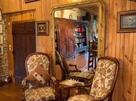 Art & Relaxation Manor Spa, Billiards & Pinball