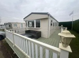 Homely 6 Berth Caravan At Southview Holiday Park Ref 33005Ml