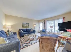 Ft Lauderdale Apt with Pool - 1 Mi to Beach Access!