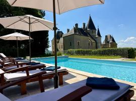 Château des Feugerets, hotel v destinaci Bellême