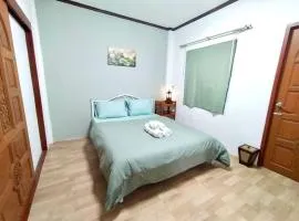 Thai Aroma room