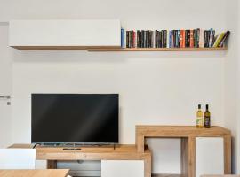 Luxury Apartment - Colibr&igrave;, luxury hotel in La Spezia