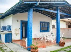 Casa em Cabo Frio com acesso direto à praia