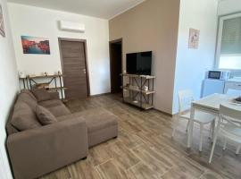 Dante home 2, hotel v destinaci Ceparana