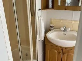 Lovely 2 bedroomed Caravan on Edwards Towyn