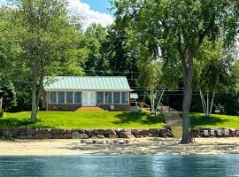 Thayer Beach Lakehouse, hotel na praia em Colchester