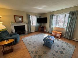 Newton Village 2B, hotelli kohteessa Quechee