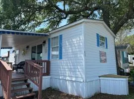Cozy Home with Pool Access in Surf City