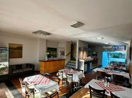 Hotel Sol De Caroya