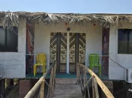 Sea - Touch Beach Resort Harihareshwar