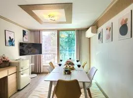 Gamseong house next to Sung Sim Dang