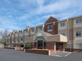 Microtel Inn by Wyndham Lake Norman, hotel v destinaci Cornelius