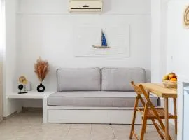 Trouhalos Apartment
