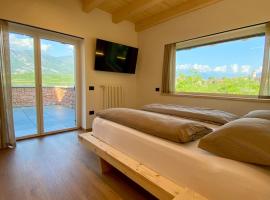 Agritur Casamela, hotel v destinaci Taio