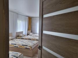 Nakvynė Akmenėje -Pu&scaron;yno pa&scaron;onėje, хостел у місті Akmenė