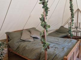 Aldwark Bridge Glamping - Aurora Tent、Aldwarkのラグジュアリーテント