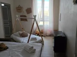 Les Tomettes du Midi - Élégance & Authenticité