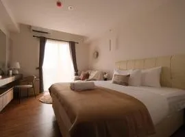 Kael Studio Apartment - King Bed and Sofa Bed