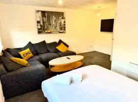 2-Bed City Apartment by Glasgow Green