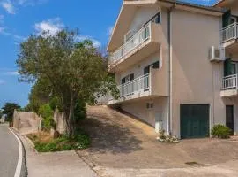 Apartment Razmenka