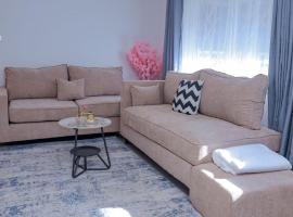 Suzzy homestays 1, hotel con estacionamiento en Meru