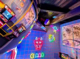 40 second walk to station! Private Arcade! -vibes-