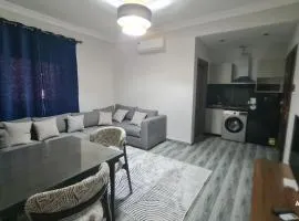 استوديو بجوار اركان بقلب الشيخ زايد