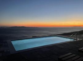 Olea Tinos, A Luxury Villa，Kardiani的小屋