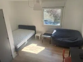 Studio Guingamp, proche de la gare