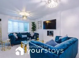 Kinship House by YourStays - Stunning Holiday Home in the Suburbs