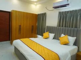 BHARATHI STAYS Ultra luxury rooms 1RK Studio Apartments & 2BHK Apartments