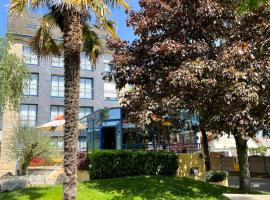 Hotel Arcantis Le Voltaire, hotel v destinaci Rennes