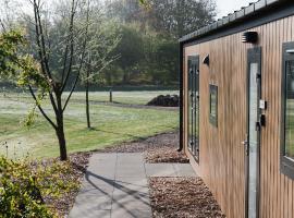 De Eend - Tiny house in de Zeeuwse Natuur, tiny house in Driewegen