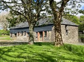 Hunters Lodge at Marsland Manor