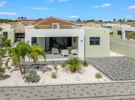 Casa Bon Bida met privezwembad, Mambo Beach