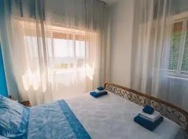La finestra sul mare di villa Fiorella