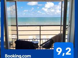 Modern appartement met uniek zeezicht, hotel en Koksijde