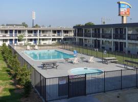 Motel 6-Claremont, CA, hotel v destinaci Claremont