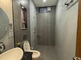 Luxury 1BR in 4BHK Shared Spaces Vadodara