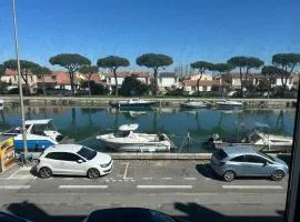 Appt t2 cabine parking privée superbe vue canal