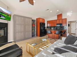 Casita 86177 - Sunny Stay for 4, hotel a Coachella