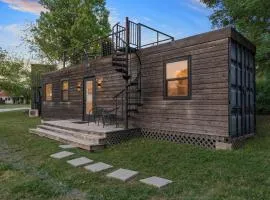 Container home with rooftop views and pickleball-Pecan Grove