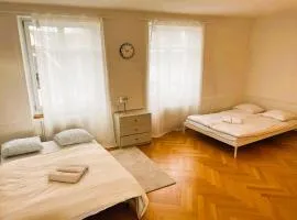 Amazing Apartments in the heart of Zurich Old Town GLOCKEN - Self Checkin