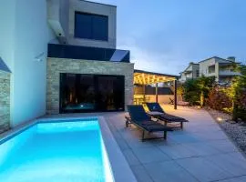 Luxury apartment 33